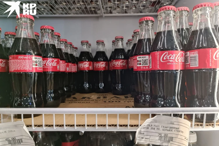 Солёные палочки и Coca-Cola против гриппа: как врачи лечат детей в Австрии