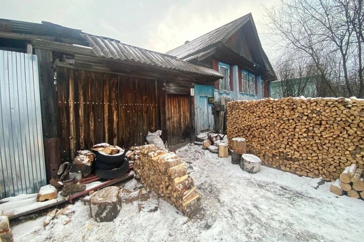 Женщина жила с ребенком и мужем в поселке Сулея. Фото: пресс-служба Следственного комитета Челябинской области.