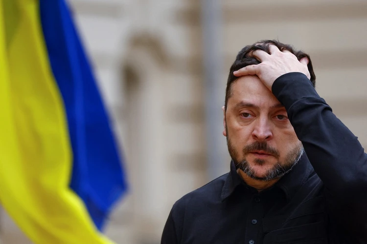 Зеленский нервничает всякий раз. когда доходит дело до переговоров