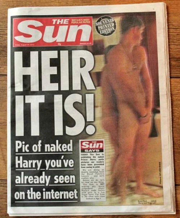 Таблоид Sun напечатал фото обнаженного принца Гарри
