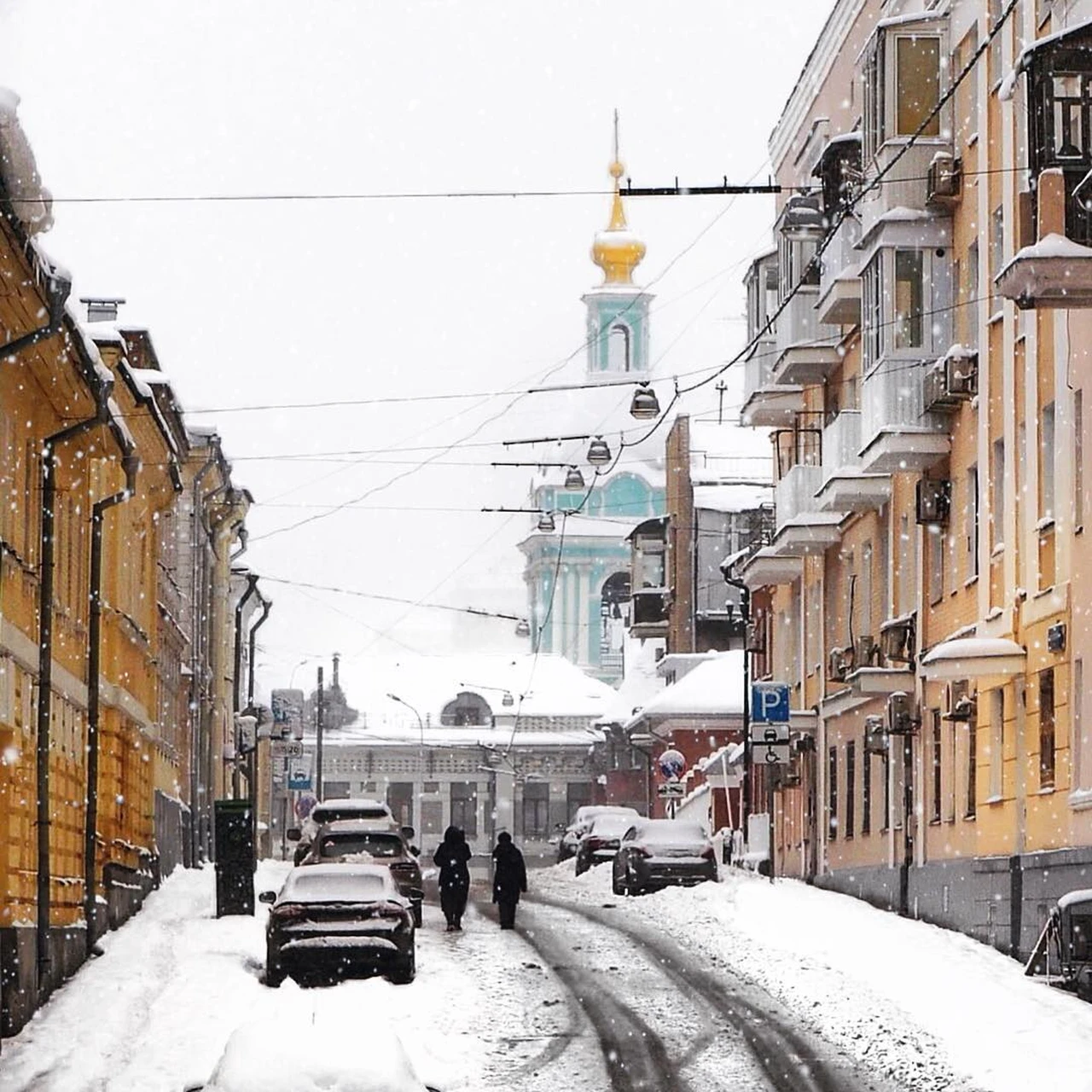 Последствия снегопада века в Москве: дети могут не ходить в школу - KP.RU